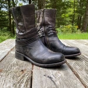 Bed Stu Rampling Boots in Distressed Graphite